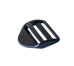 Пряжка 3х-щелевая силовая пластик 32мм №322