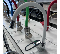 Смеситель для кухни c гибким сил.белым изливом силумин R3193F