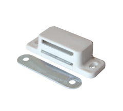 Магнит мебельный белый